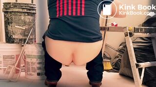 American Patriot Takes a Husky Shit in the Garage