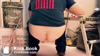 American Patriot Takes a Husky Shit in the Garage