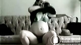 Pregnant Hairy Amateur Girl Pissing and Shitting