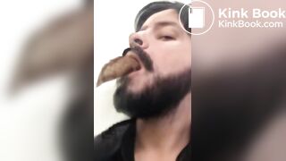 shit eater on the toilet