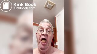 Enjoying some scat with my piss