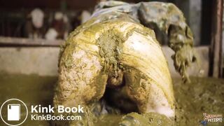 ManureFetish station in the cowshed - masturbating