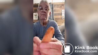 Cleaning my dildo that I had in my ass