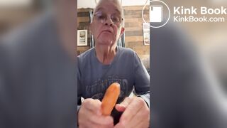 Cleaning my dildo that I had in my ass