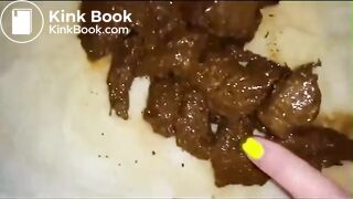 Golden fingertips covered in shit