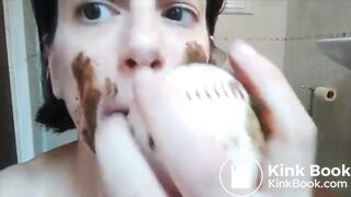 Nasty milf smearing shit on her face