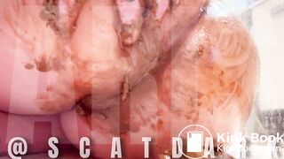 Aris Dark shitting ScatDark