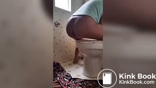SCAT - FoxyJ pooping