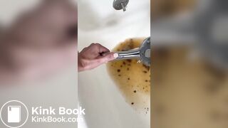SCAT - Molly pooping