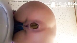 SCAT - FoxyJ pooping