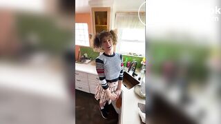 SCAT - Molly pooping