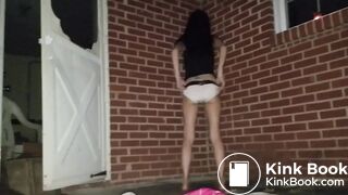 SCAT - FoxyJ pooping