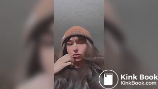 Hot girl shitting and eating