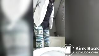 SCAT - FoxyJ pooping