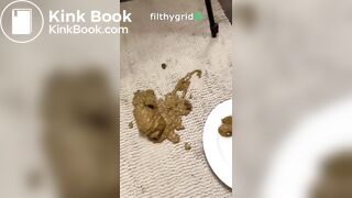 SCAT - Molly pooping
