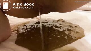 Filthy girl makes a liquid mess