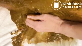 Filthy girl makes a liquid mess