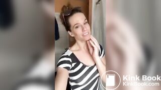SCAT - Molly pooping