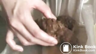SCAT - Hot girls Pooping