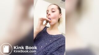 SCAT - Hot girls Pooping