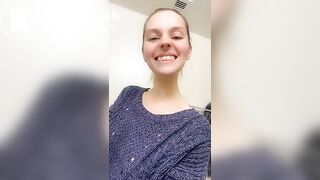 SCAT - Hot girls Pooping