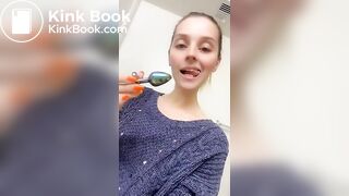 SCAT - Hot girls Pooping