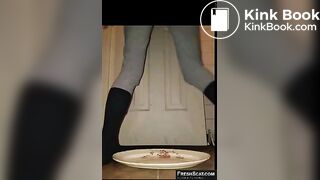 SCAT - FoxyJ pooping