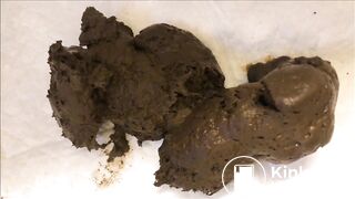 SCAT - Tina Amazon Pooping