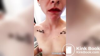 SCAT - Hot girls Pooping