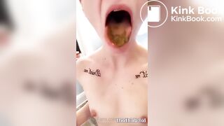 SCAT - Hot girls Pooping