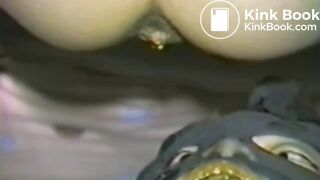 SCAT - Hot girls Pooping
