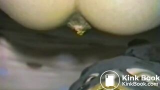 SCAT - Hot girls Pooping