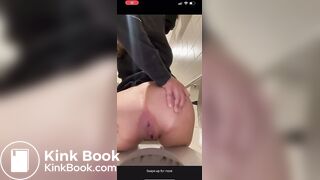 SCAT - Hot girls Pooping