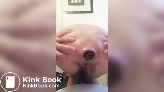 SCAT - FoxyJ pooping