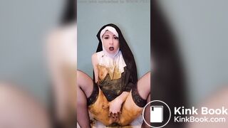 dirty arab muslim girl pooping