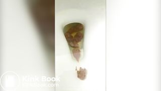 SCAT - Hot girls Pooping
