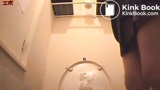 SCAT - Asian girls pooping in the toilet 8