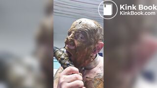 Mit Scheisse einreiben und Scheisse essen