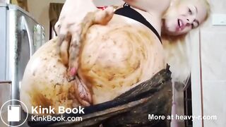 SCAT - Miss Anja Pooping