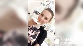 SCAT - Hot girls Pooping