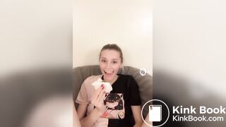 SCAT - Hot girls Pooping