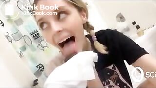 SCAT - Hot girls Pooping