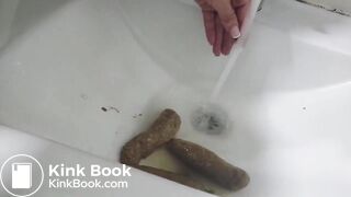 SCAT - Sexy girls Pooping