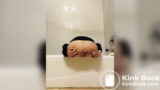 SCAT - FoxyJ pooping