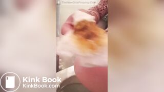 SCAT - Hot girls Pooping