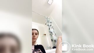 SCAT - Hot girls Pooping