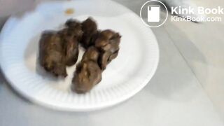 SCAT - Lucy Belle Pooping