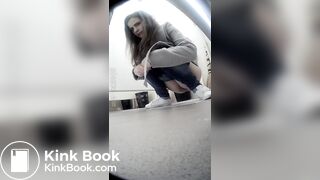 SCAT - Hot girls Pooping