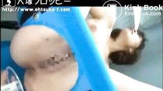 SCAT - Asian girls pooping in the toilet 3