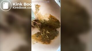 SCAT - Sexandcandy Pooping